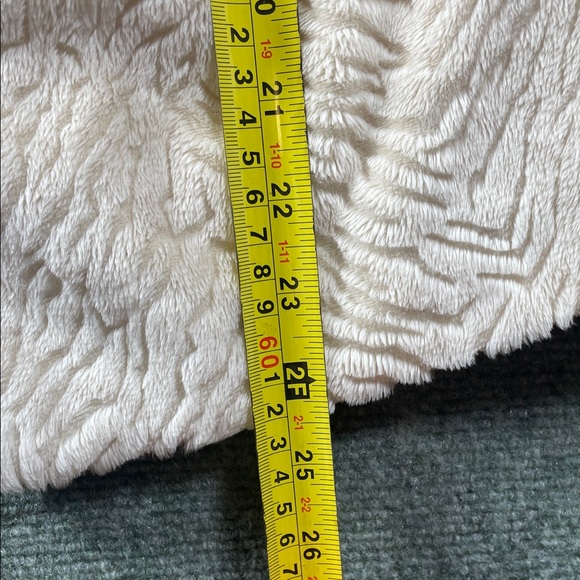 Laura Ashley Cream Faux-Fur Teddy Jacket with Decorative Brooch - Picture 7 of 11